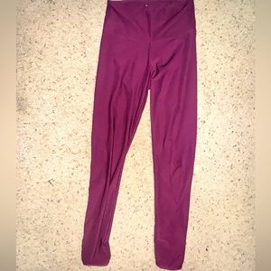 Bally Total Fitness leggings. Small. GUC.